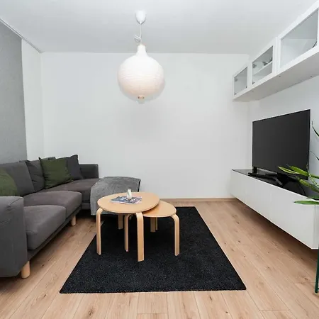 Apartment Mb With Parking Kosice